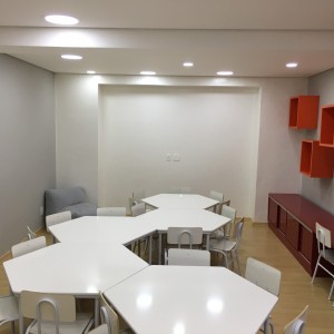 Vista Laboratório Criativo Kids 1 (Layout 1). (Ar:Co – Arquitetura Cooperativa).