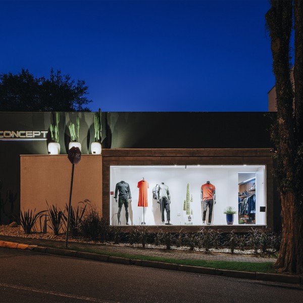 Vista noturna da Rua Capitão Manoel Rudge. (Ar:Co – Arquitetura Cooperativa).