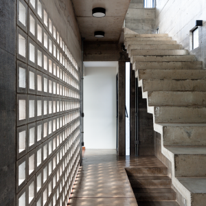 Vista da escada. (Ar:Co – Arquitetura Cooperativa).