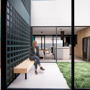 Pátio Interno / Jardim. (Ar:Co – Arquitetura Cooperativa).