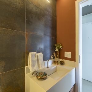 Lavabo. (Ar:Co – Arquitetura Cooperativa).