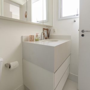 Banheiro. (Ar:Co – Arquitetura Cooperativa).